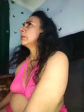 AlexaNovoa  online show from 12.04.25