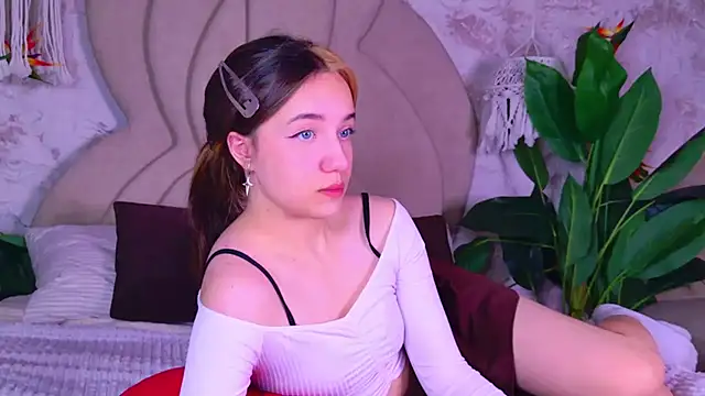 Gia Riccardo online show from 09.20.25