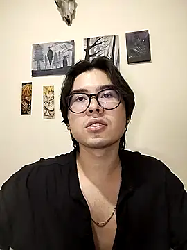 Snapshot of Dante_Gothic chatting on 03.19.25 Dante Gothic online show from 03.19.25