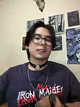 Snapshot of Dante_Gothic chatting on 03.21.25 Dante Gothic online show from 03.21.25