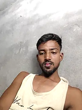 Snapshot of India_HOT23 chatting on 10.08.25 India HOT23 online show from 10.08.25