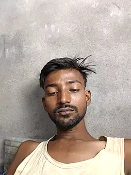 Snapshot of India_HOT23 chatting on 10.13.25 India HOT23 online show from 10.13.25