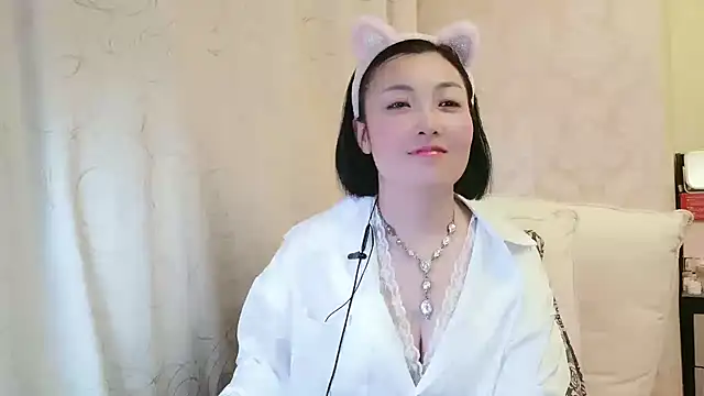 Snapshot of Rachel-6600 chatting on 02.11.26 Rachel-6600 online show from 02.11.26