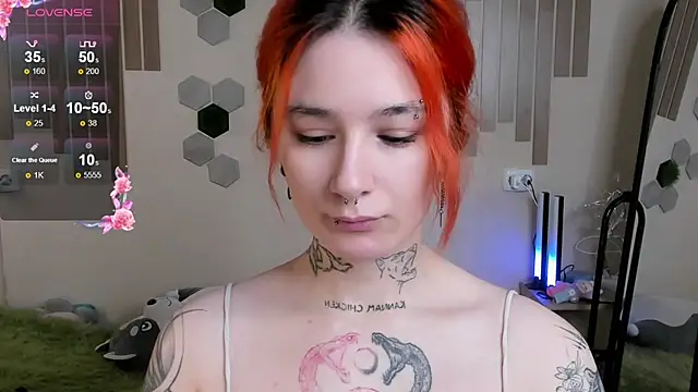 Snapshot of Angel_Monica chatting on 10.02.25 Angel Monica online show from 10.02.25