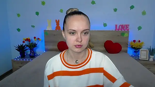 KhaleesiMoon online show from 03.14.25