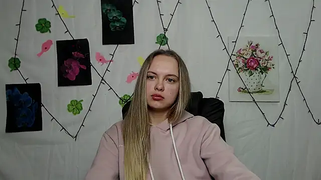 KhaleesiMoon online show from 03.20.25