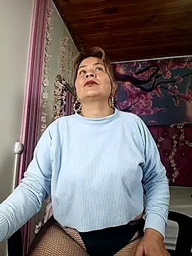 Snapshot of Pamela_milf46 chatting on 10.14.25 Pamela milf46 online show from 10.14.25