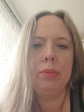 Irina3718 online show from 10.13.25