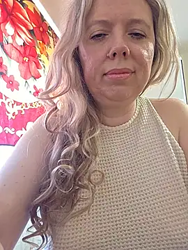 Snapshot of Irina3718 chatting on 06.16.26 Irina3718 online show from 06.16.26