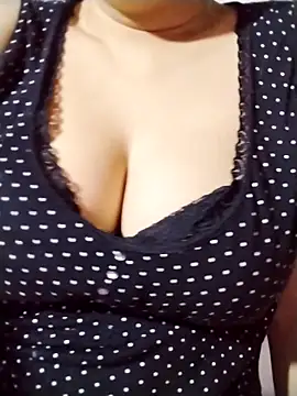 Snapshot of az9ovsqjqhva chatting on 10.18.25 az9ovsqjqhva online show from 10.18.25