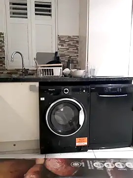 Snapshot of Nick-Ox chatting on 10.30.25 Nick-Ox online show from 10.30.25