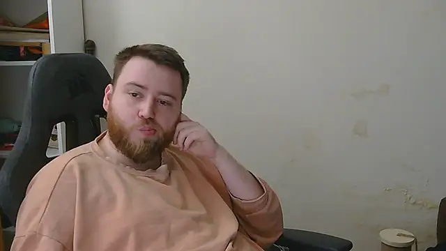 Snapshot of orangegummybear chatting on 02.15.26 orangegummybear online show from 02.15.26