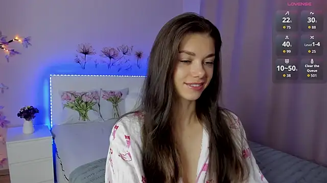 Eva McCoy online show from 09.23.25