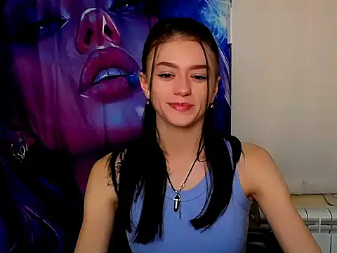 Snapshot of LanaTey chatting on 10.04.25 LanaTey online show from 10.04.25