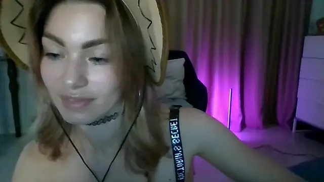 SweetDarling7 online show from 03.15.25