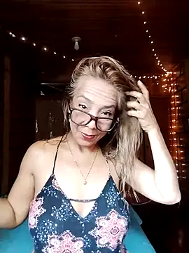 Snapshot of Lady_Lolla11 chatting on 03.19.26 Lady Lolla11 online show from 03.19.26