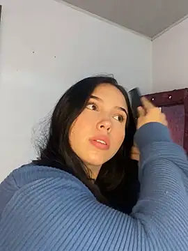 Snapshot of LunaCandy_ chatting on 03.17.25 LunaCandy  online show from 03.17.25