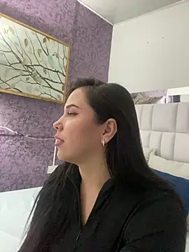 Snapshot of LunaCandy_ chatting on 09.24.25 LunaCandy  online show from 09.24.25