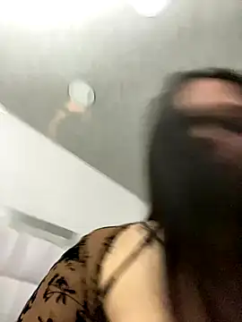 Snapshot of LunaCandy_ chatting on 10.25.25 LunaCandy  online show from 10.25.25