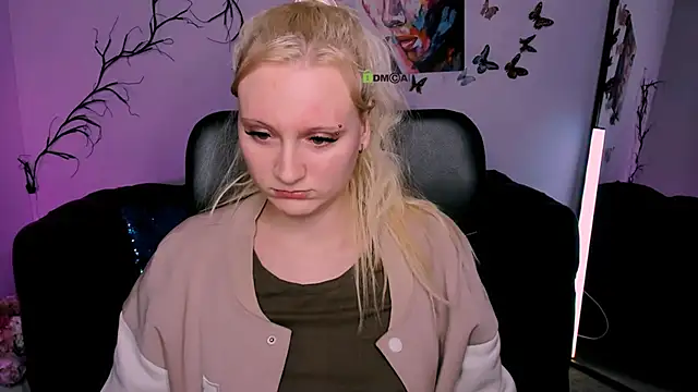 madam uliis online show from 01.15.26