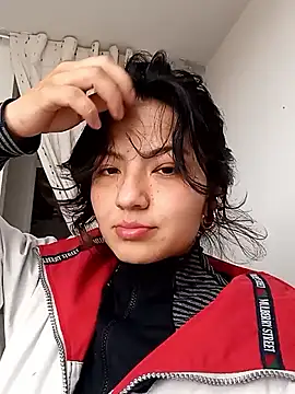 Snapshot of Asaray_T chatting on 03.12.25 Asaray T online show from 03.12.25