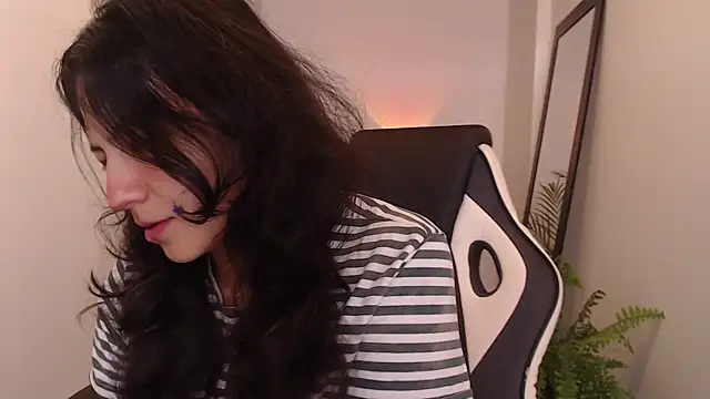 Asaray T online show from 04.12.26