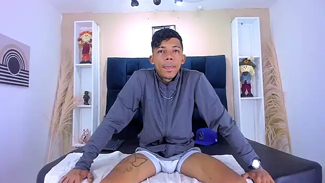 Gregory Sforza online show from 09.27.25