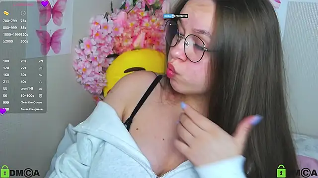 Lilysweet13 online show from 10.06.25