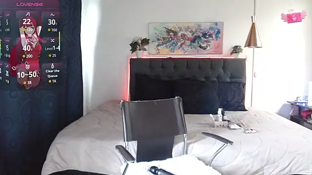 mia velvet1 online show from 11.14.25