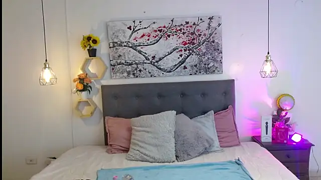 Rose Thompson1 online show from 12.05.25