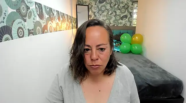 Scarlett Foxx   online show from 03.20.25