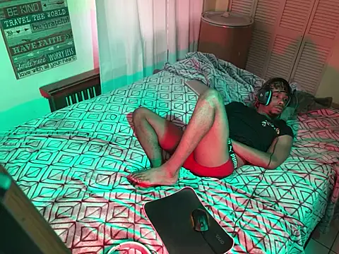 Snapshot of anthonyroth chatting on 03.20.25 anthonyroth online show from 03.20.25