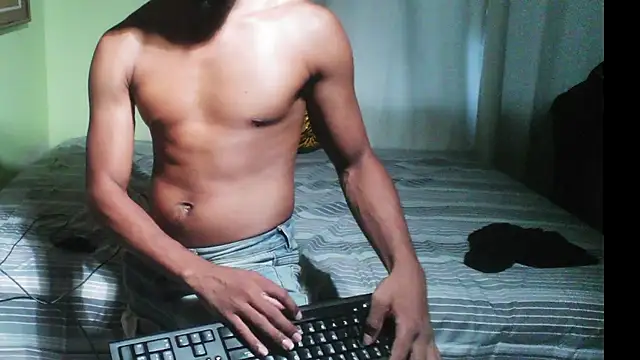 Snapshot of anthonyroth chatting on 10.15.25 anthonyroth online show from 10.15.25