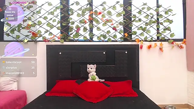 Snapshot of madison__rey chatting on 03.13.25 madison  rey online show from 03.13.25