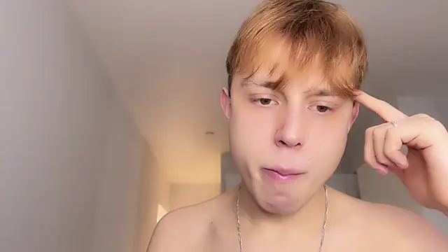 Snapshot of SlavaIsHere chatting on 03.21.25 SlavaIsHere online show from 03.21.25