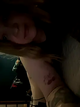 IMHORNYWET online show from 09.28.25