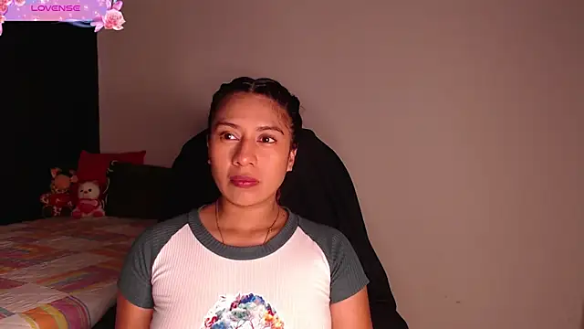 Snapshot of yes0225 chatting on 10.06.25 yes0225 online show from 10.06.25