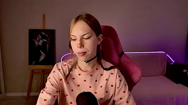 Snapshot of Pussy_Without_pussy chatting on 10.23.25 Pussy Without pussy online show from 10.23.25