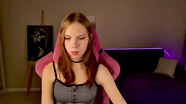 Snapshot of Pussy_Without_pussy chatting on 10.25.25 Pussy Without pussy online show from 10.25.25