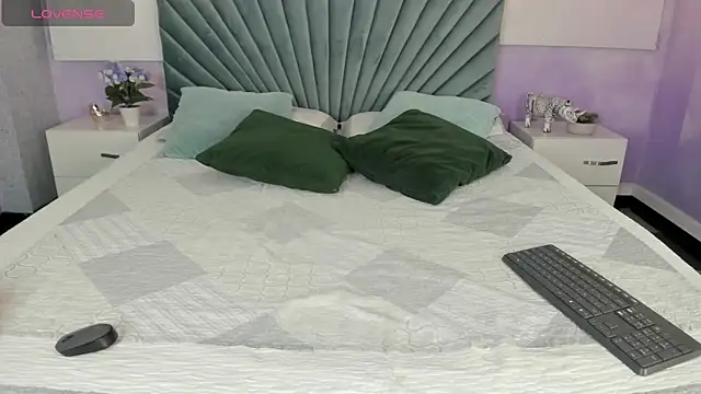 JulietSofia online show from 09.16.25