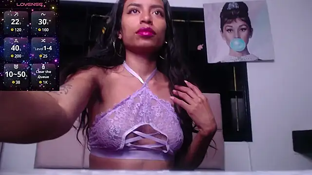 Violet King online show from 03.20.25