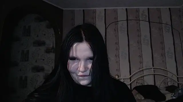 Victoriakot online show from 03.18.25