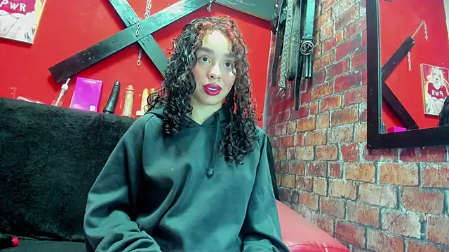 Tracy KS online show from 11.03.25