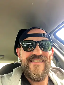 Snapshot of Rimmingtop chatting on 10.04.25 Rimmingtop online show from 10.04.25