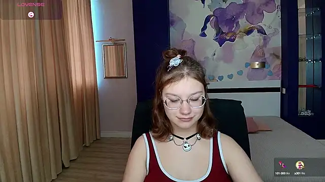 AngelinaLow online show from 10.16.25