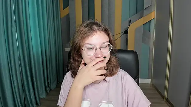 AngelinaLow online show from 11.08.25