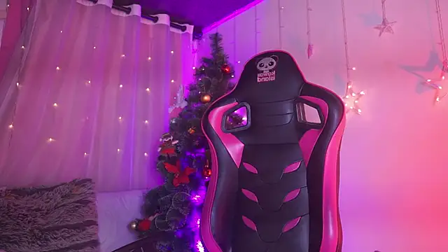 Madison Mayer online show from 12.20.25