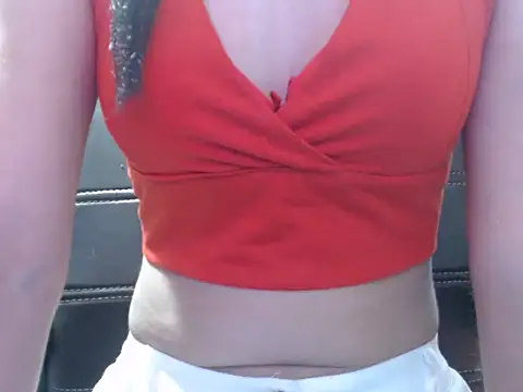 Snapshot of TheMostBeautifullGirl- chatting on 01.05.26 TheMostBeautifullGirl- online show from 01.05.26