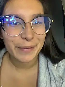 Snapshot of cloe_starr chatting on 03.22.25 cloe starr online show from 03.22.25