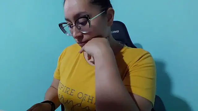 cloe starr online show from 11.04.25